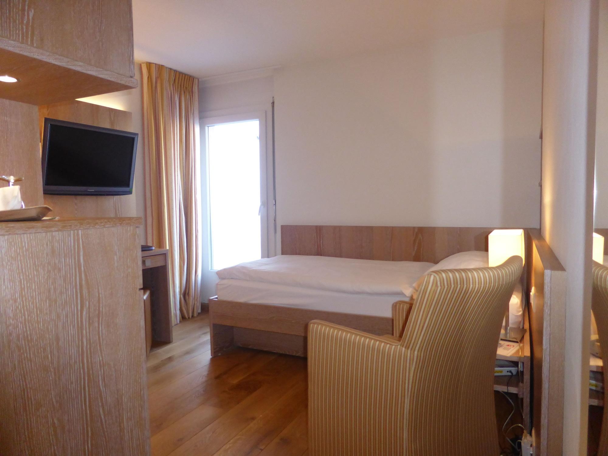Hotel Helvetia Intergolf Кранс Монтана Екстериор снимка