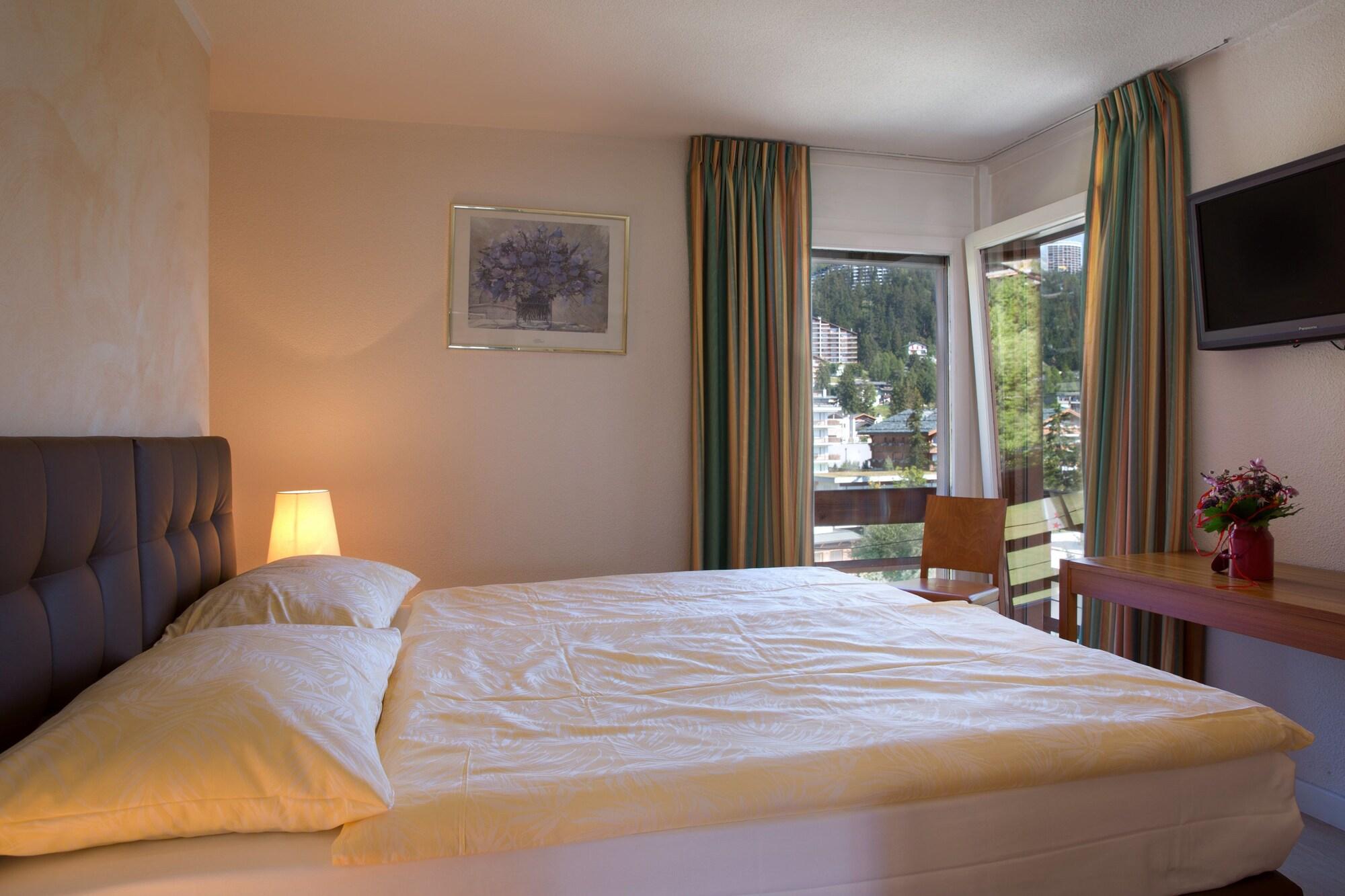 Hotel Helvetia Intergolf Кранс Монтана Екстериор снимка