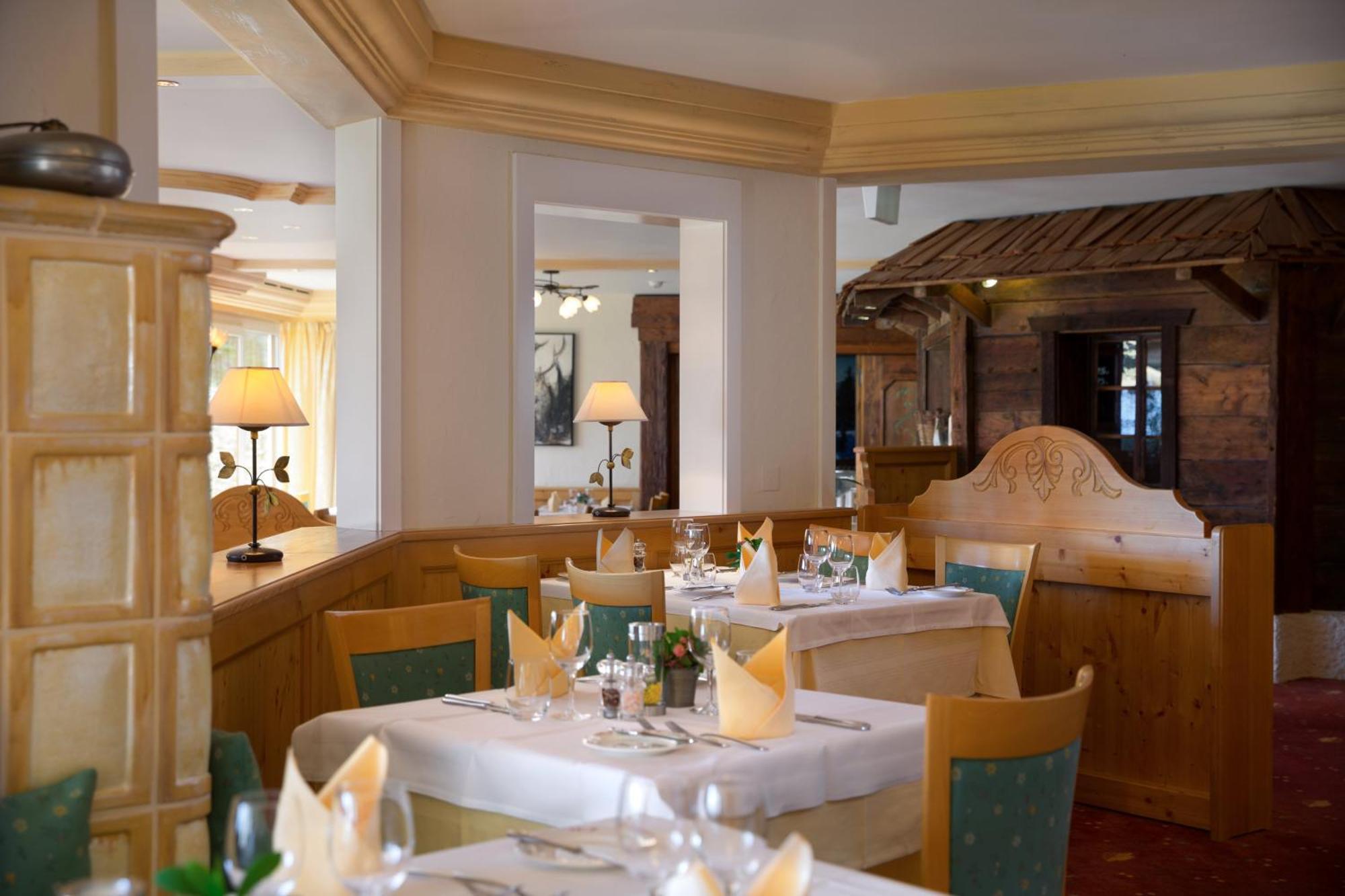Hotel Helvetia Intergolf Кранс Монтана Екстериор снимка