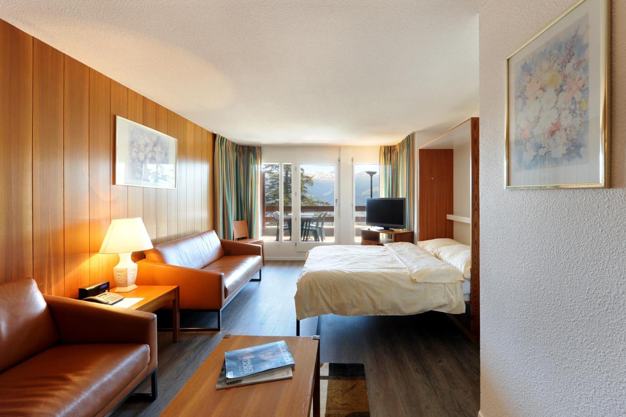 Hotel Helvetia Intergolf Кранс Монтана Екстериор снимка
