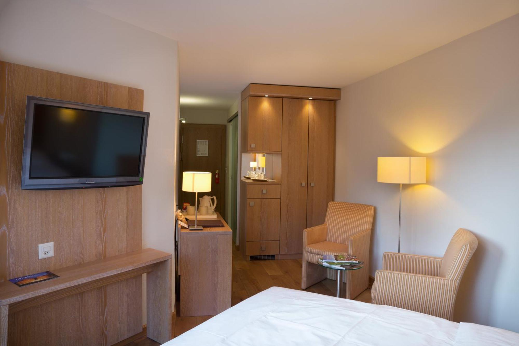 Hotel Helvetia Intergolf Кранс Монтана Екстериор снимка