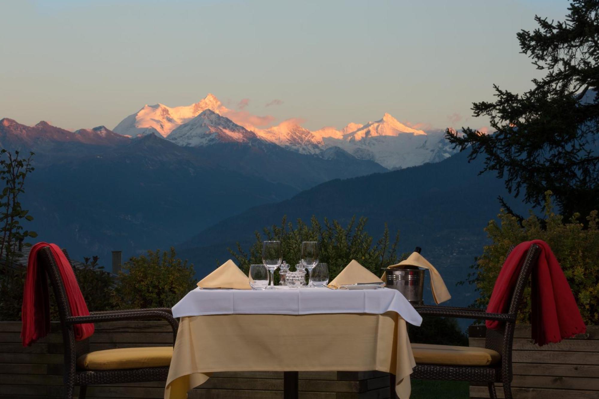 Hotel Helvetia Intergolf Кранс Монтана Екстериор снимка