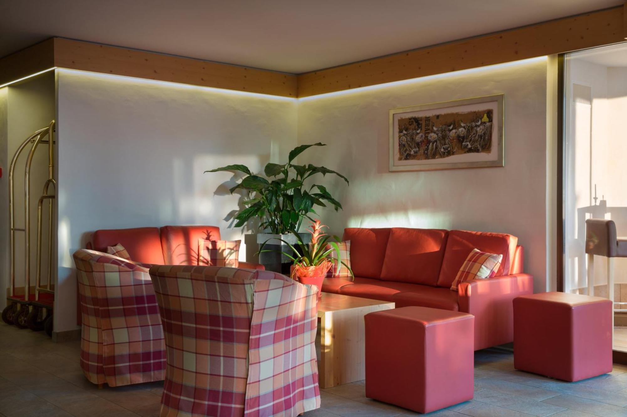 Hotel Helvetia Intergolf Кранс Монтана Екстериор снимка
